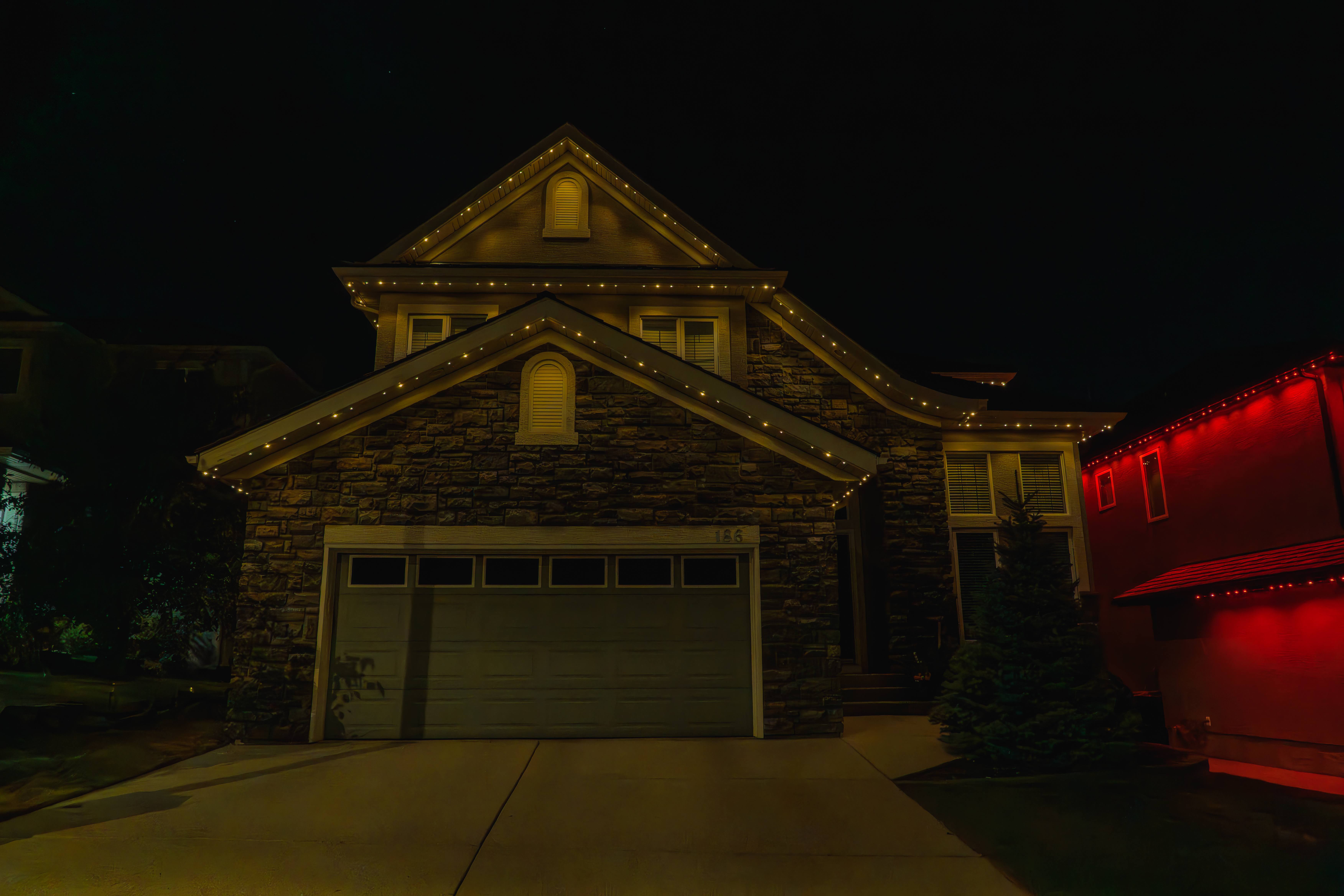 Permanent holiday lighting installation in Calgary – year-round LED by Lior Lighting